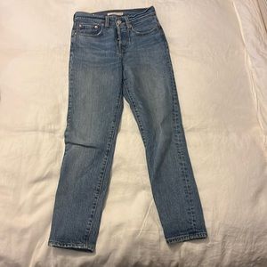 Levi’s Wedgie Jean 24, 26” Inseam